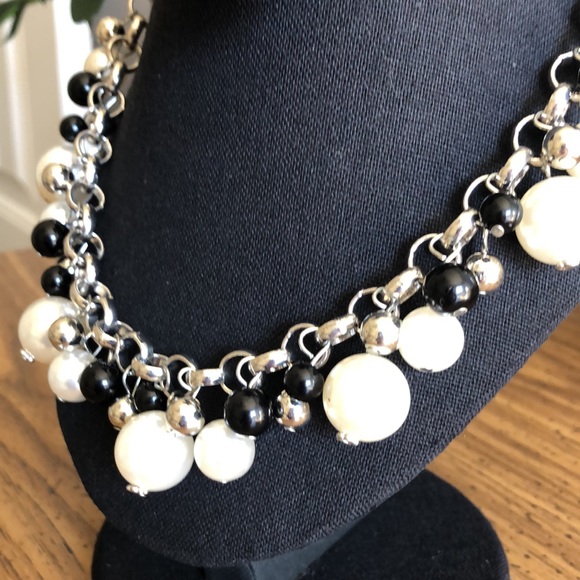 Vintage Statement Necklace - Picture 7 of 9